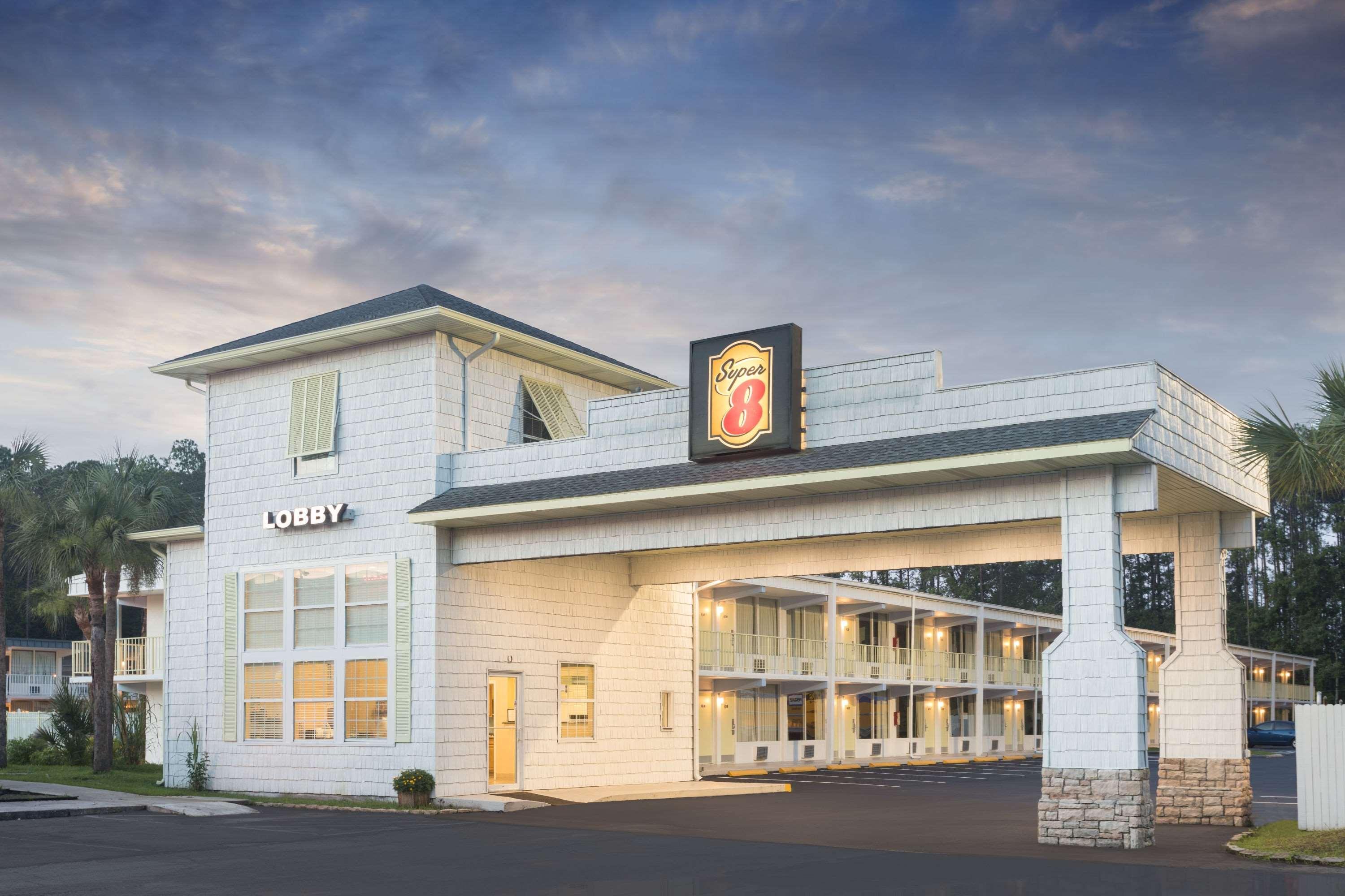 Super 8 By Wyndham Kingsland I-95 Naval Base Area Otel Dış mekan fotoğraf