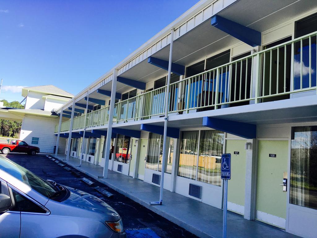 Super 8 By Wyndham Kingsland I-95 Naval Base Area Otel Dış mekan fotoğraf